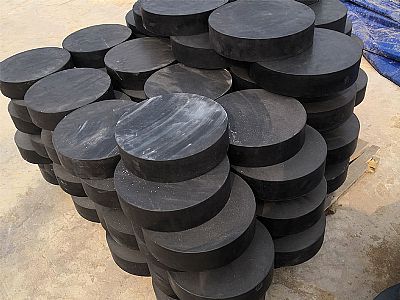 浮梁县板式橡胶支座由若干层橡胶片与薄钢板经加压硫化
